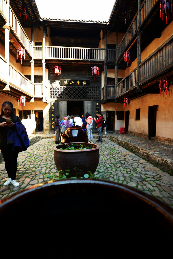 全南石为土围屋介绍,客家土围楼图片