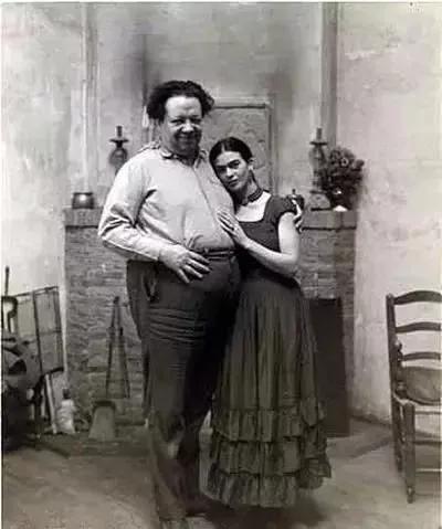 他的一幅画被拍出7000万的天价,他的一幅山水画卖到了60亿元