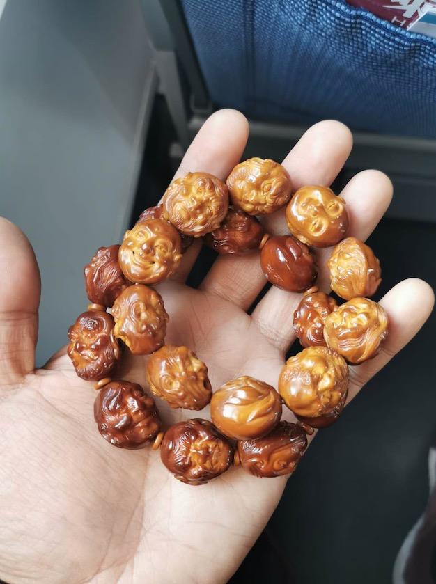 盘了一段时间的金刚还能用水泡吗,玉化金刚最新消息