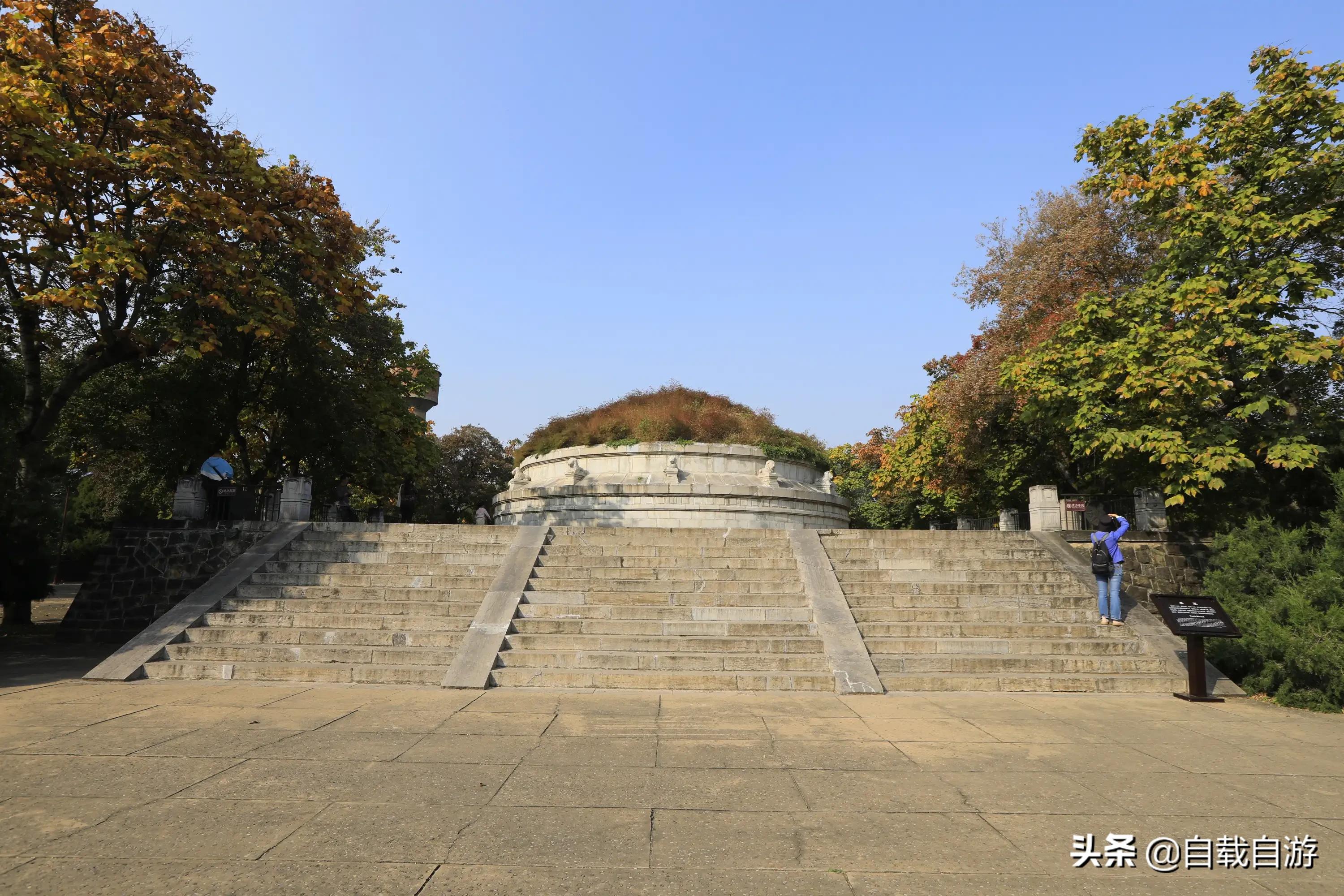 生时想当皇帝，死后墓葬仿效美国总统，袁世凯的传奇一生
