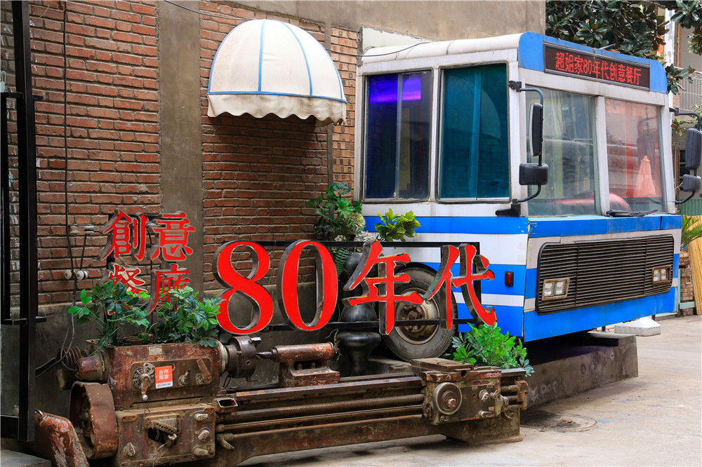 这家印刷包装企业闯出转型新数路,一家印刷厂变身