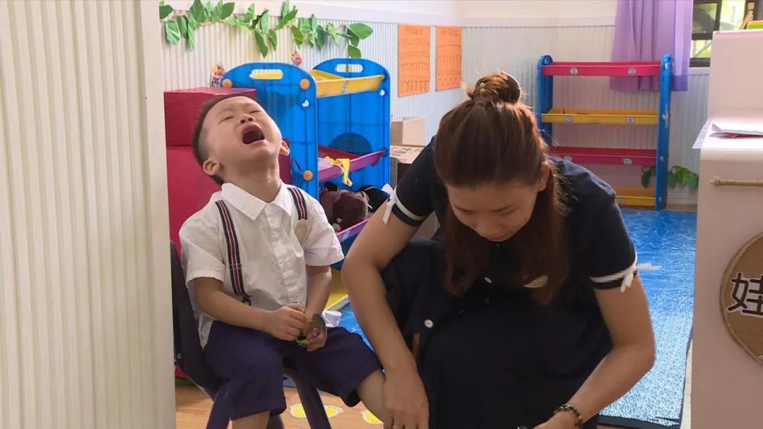 宝宝不愿去幼儿园怎样引导,宝宝不肯去幼儿园怎么和老师沟通