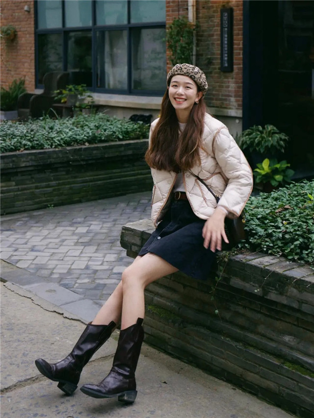 羽绒服小个子内搭裙145-150高级感,小个子羽绒服搭半身裙长度