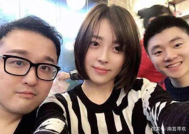 日本出上联，“本日飞机飞日本”，我国网友对的下联大快人心