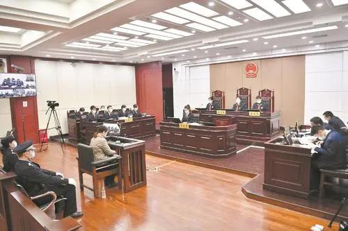 女魔头劳荣枝细节曝光,女魔头劳荣枝逃亡生涯细节披露