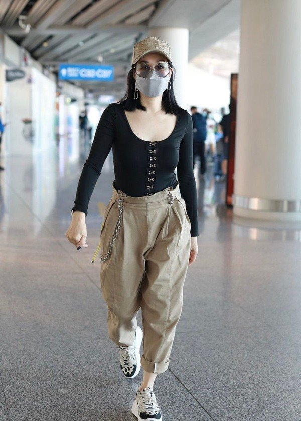 钟丽缇绿瘦,钟丽缇红装