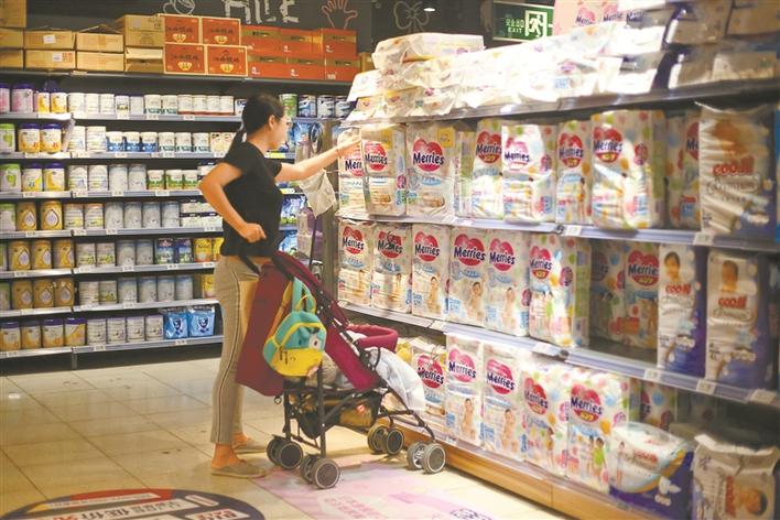 深圳人去香港买东西视频,深圳人到香港做什么生意