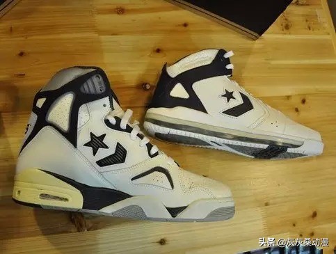 湘北五虎的篮球鞋,灌篮高手湘北五虎都穿什么球鞋