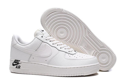 鑰愬厠airforce1濡備綍杈ㄥ埆鐪熷亣,nikeairforce1鐪熷亣閴村畾鏂规硶