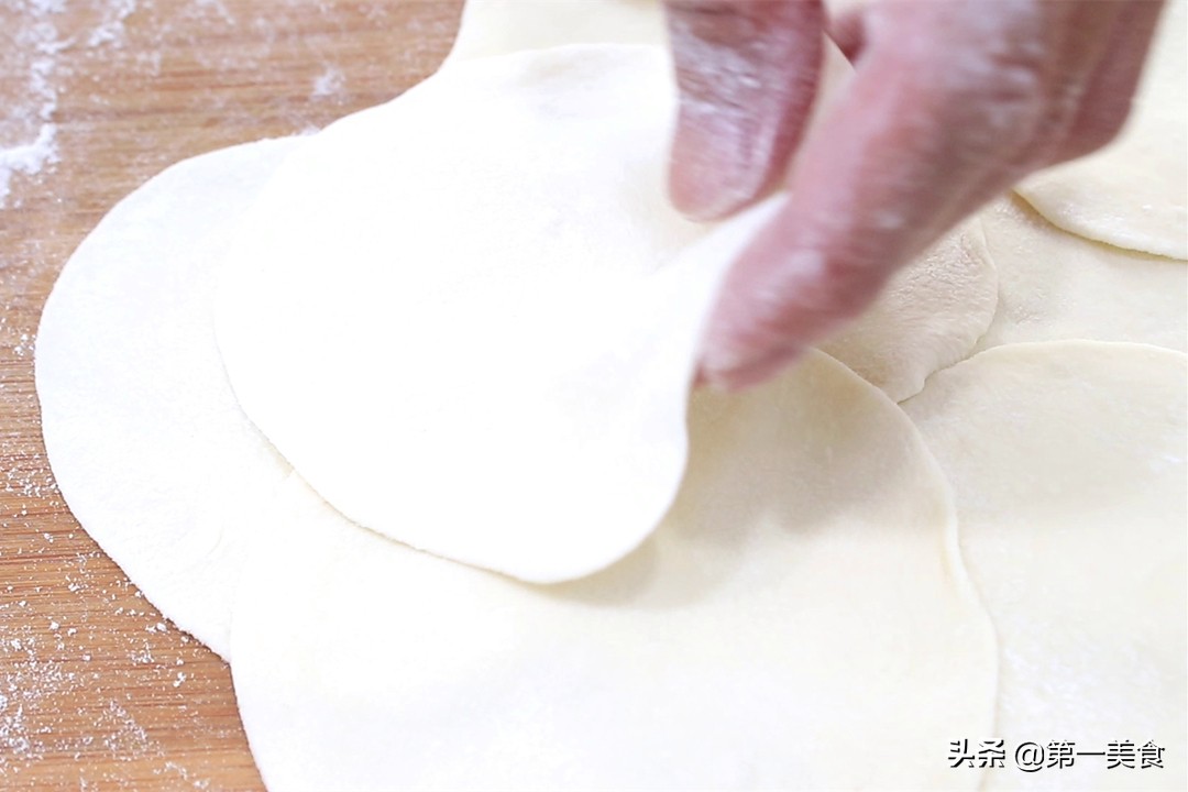 不揉面素包子,不发面的素馅包子做法