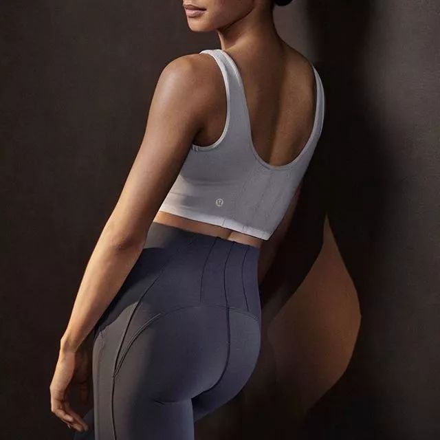 除了NIKE、ADIDAS，女生还有哪些值得入手的运动单品？