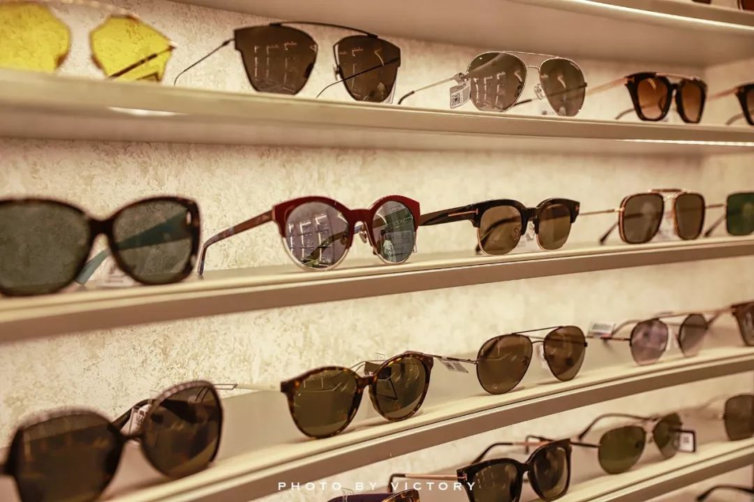 喜茶、和府捞面、兰巴赫……齐聚曲江老牌商场,等你Pick!