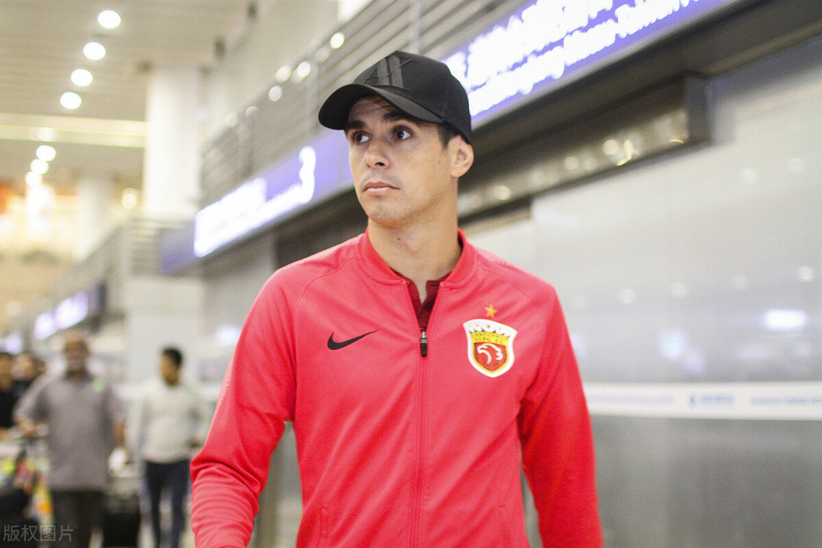 上港引援亚冠最新信息,上海上港保利尼奥归化了吗