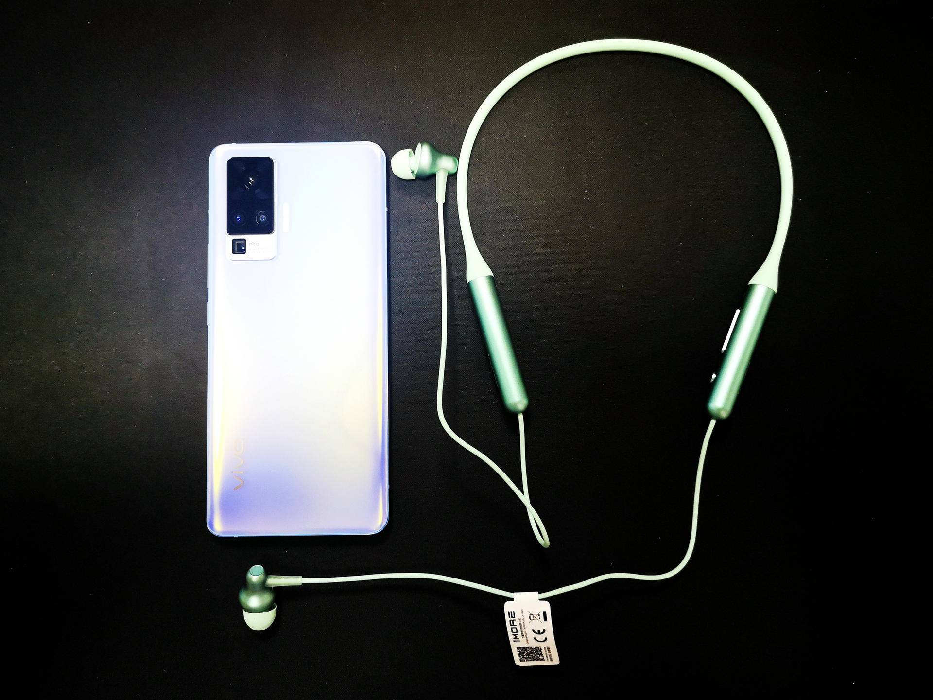 1more降噪圈铁蓝牙耳机pro版,1more颈挂蓝牙耳机pro音质