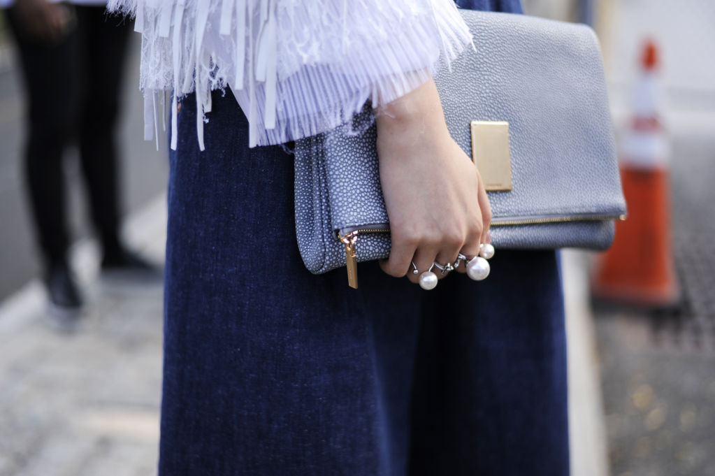 法国轻奢包包排行榜前十名,法国女人选择的5款必备包包