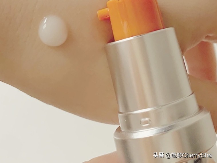 珀莱雅小夜灯和冰陀螺眼霜区别,珀莱雅冰陀螺眼霜和小蜜罐眼霜