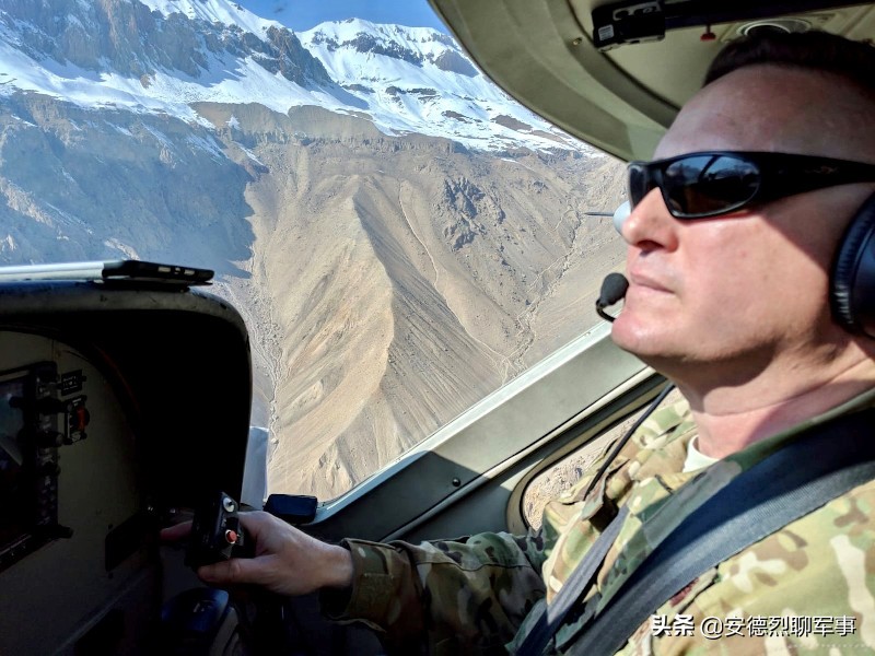 ac-130大型运输攻击机,ac-130重型对地攻击机和猛禽f22