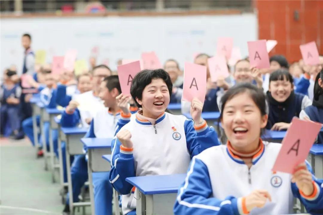 福州市贵族中学,福州高中三年的学费