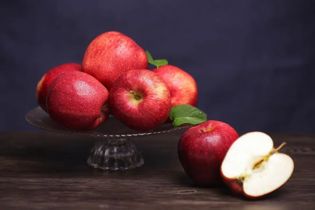 苹果的感人故事,重温一个苹果的故事