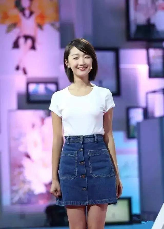 周冬雨过去的小粗腿,小粗腿逆袭