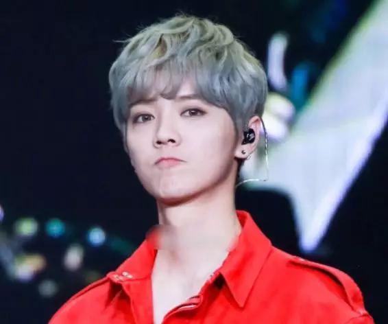 明星吴奇隆街头,明星是怎么被拍到的