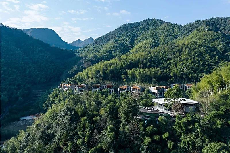 中国最美的十大温泉旅游胜地,一日游十大最美丽温泉