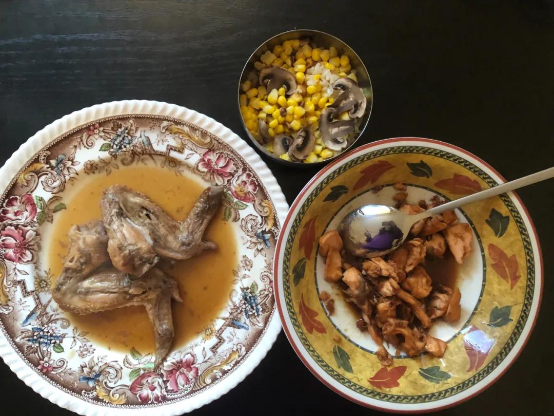 “一个人的除夕跟平常的晚上差不多”