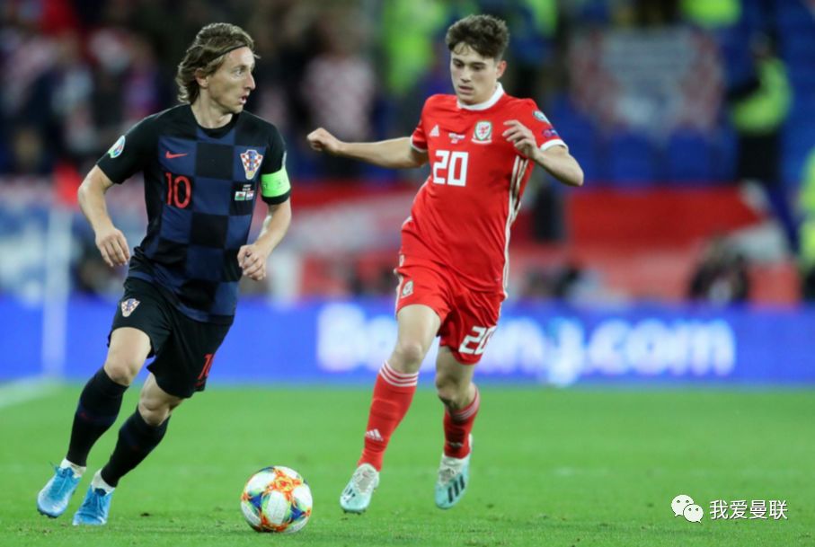 曼联新援遭遇惊魂一刻！倒地晕迷数分钟，周末双红会伤不起