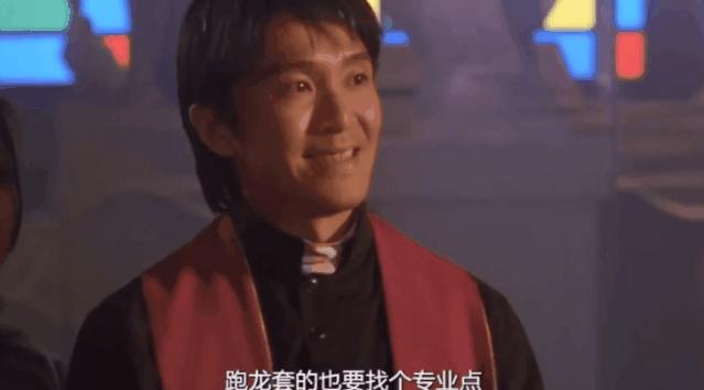 它因为尺度太大，被美国人*制抵**上映，“小丑”终将成为经典