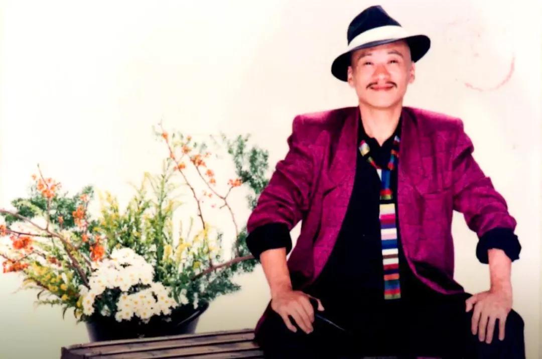 红楼梦草蛇灰线伏脉千里什么意思,草蛇灰线伏脉千里的下一句是什么