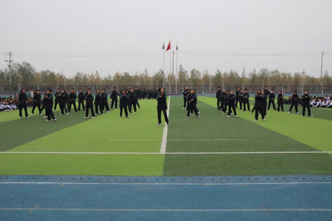 舞动青春高中体操比赛,舞动青春初一的体操