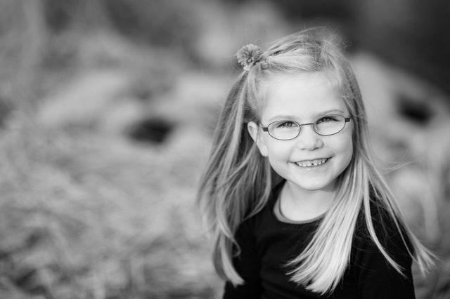 高度近视到底能不能降,高度近视到底能不能顺产