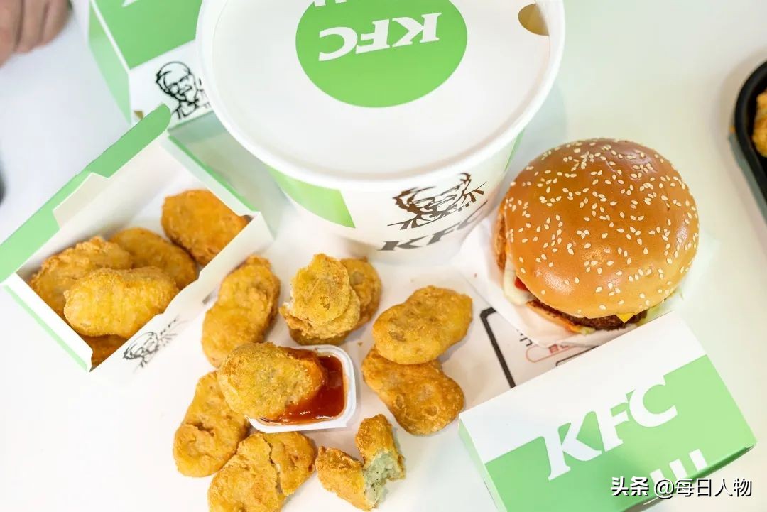 肯德基灵魂宵夜新品串串太好吃了,肯德基出新品串串