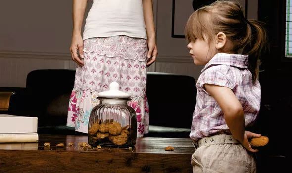 孩子说谎家长应该怎么处理最合适,孩子说谎父母怎么处理