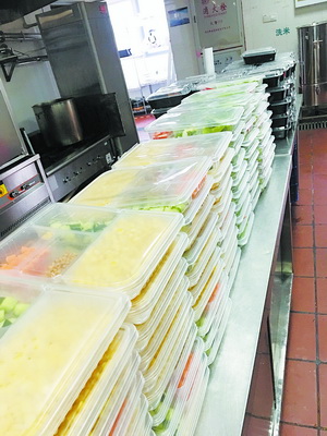 厦大餐饮诚心用心细心当好“大后方”，助力上千家企业17700多名员工安心上班