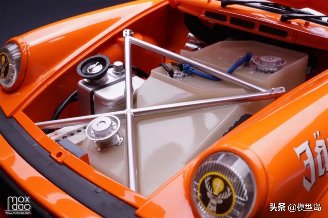 保时捷rsr汽车模型,开箱1:36保时捷taycan模型