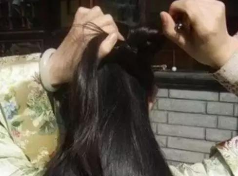 如何用簪子盘发短发,如何用簪子盘发汉服