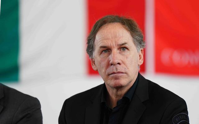 巴雷西场上位置,西雷亚与卡纳瓦罗内斯塔