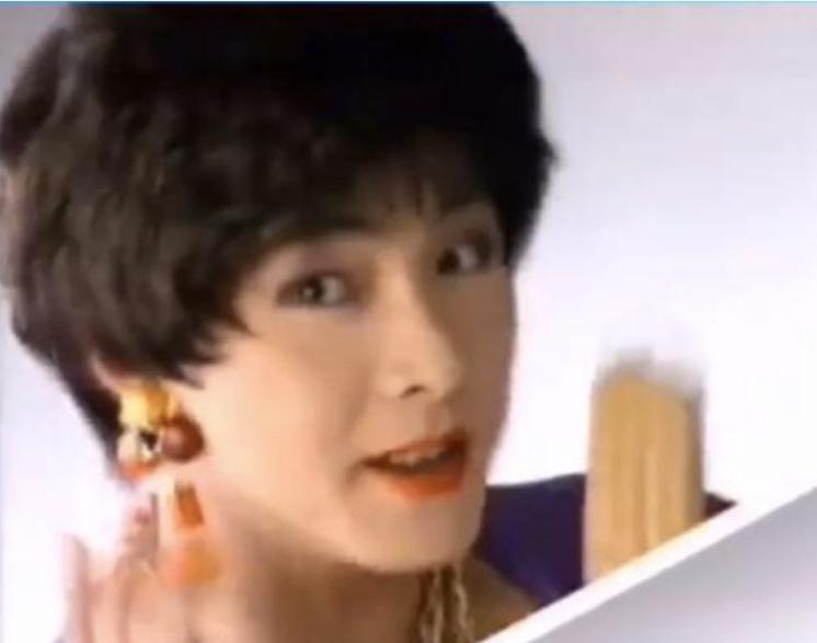 张卫健最酷换装,张卫健女装惊艳全场视频