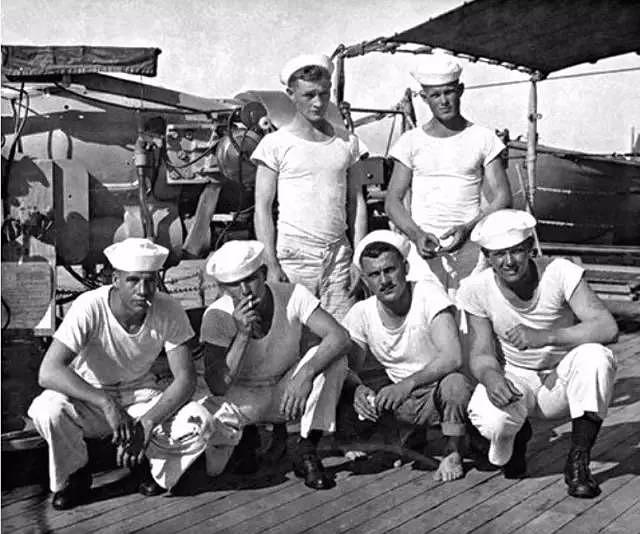 白小t最火的是哪款t恤,刚上市就火得一塌糊涂t恤