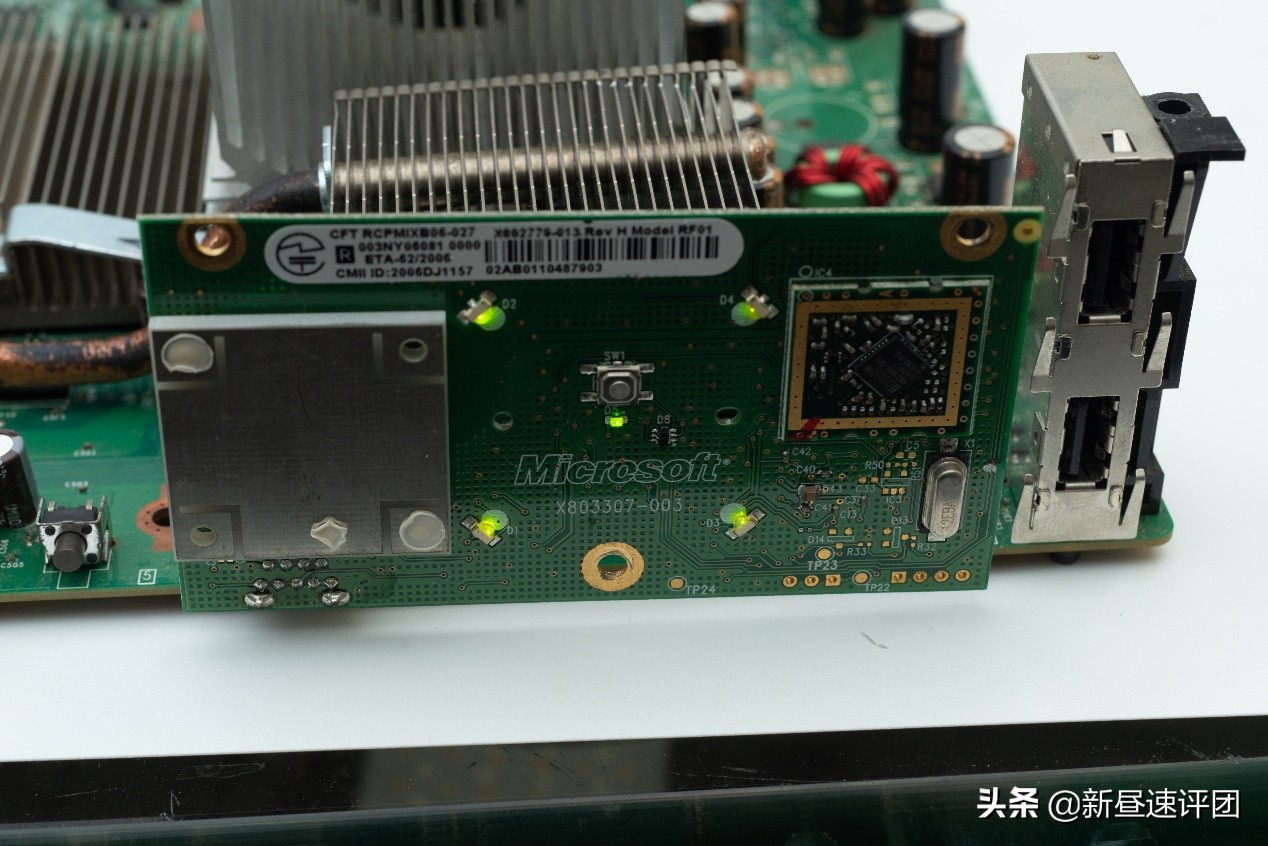 xbox360白色老版怎么拆,xbox360维修视频教程