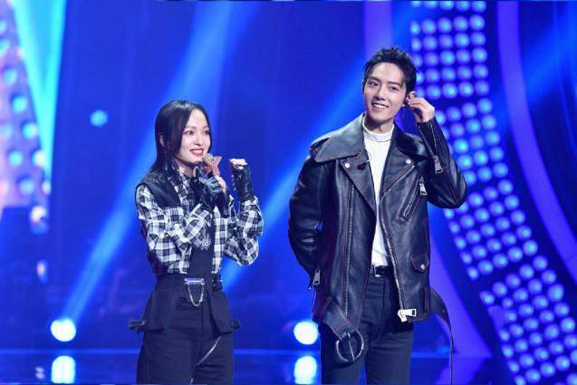 费玉清阿云嘎歌曲,我们的歌费玉清阿云嘎合唱囚鸟