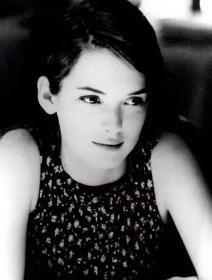 濂规槸绾︾堪灏煎痉鏅竴鐢熸渶鐖辩殑濂充汉,濂规槸鍛ㄦ槦椹版渶鐖辩殑濂充汉