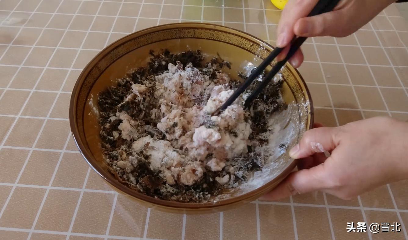 梅菜肉丸子手工,梅菜肉丸子家常做法