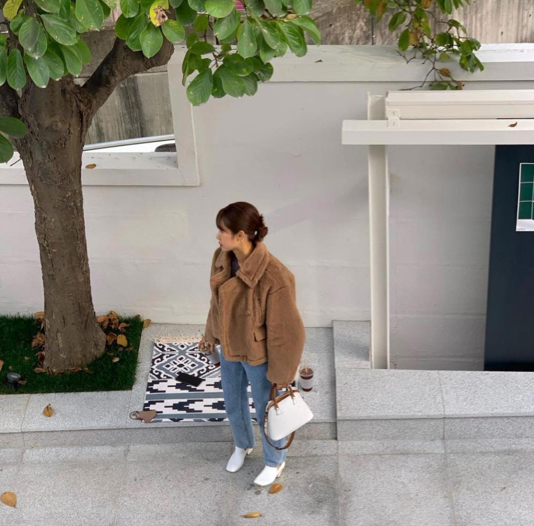 jennie穿搭冬香奈儿,求jennie同款衣服