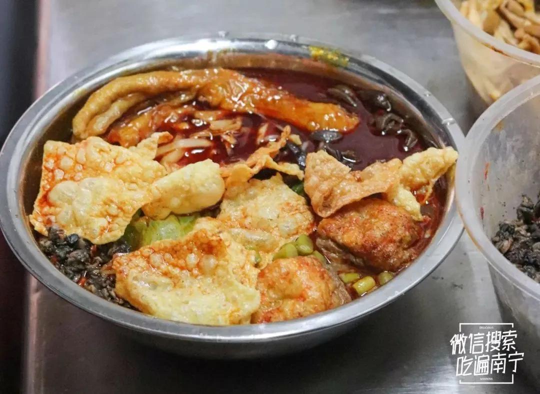 胆敢与口罩争宠！螺蛳粉，你到底牛X个啥？