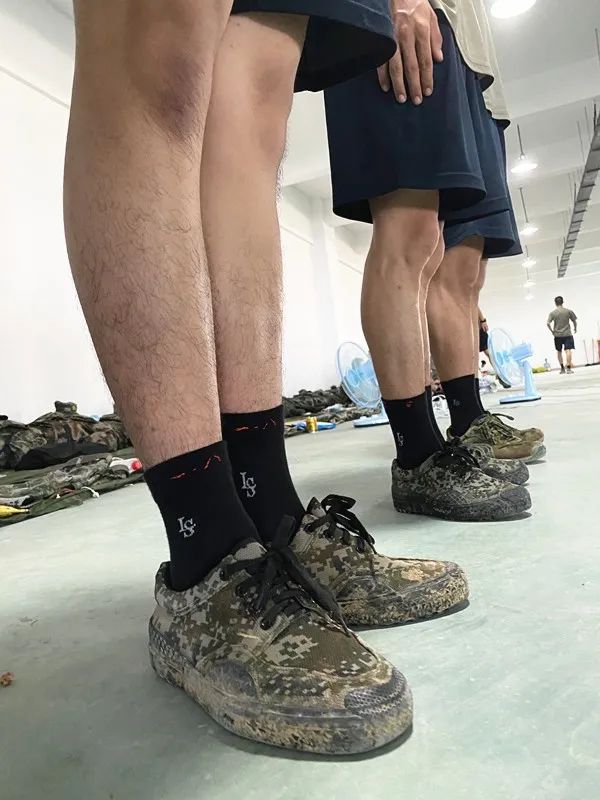 致敬寒冷中最可爱的人,致敬最可爱的人致敬解放军