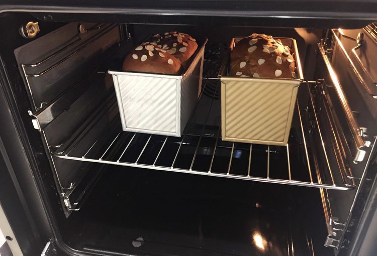 米旗枫糖核桃吐司,好利来全麦红枣核桃吐司