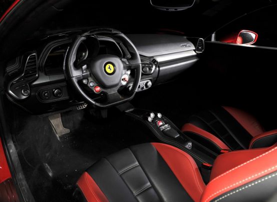 红色法拉利458图片,法拉利458红色款