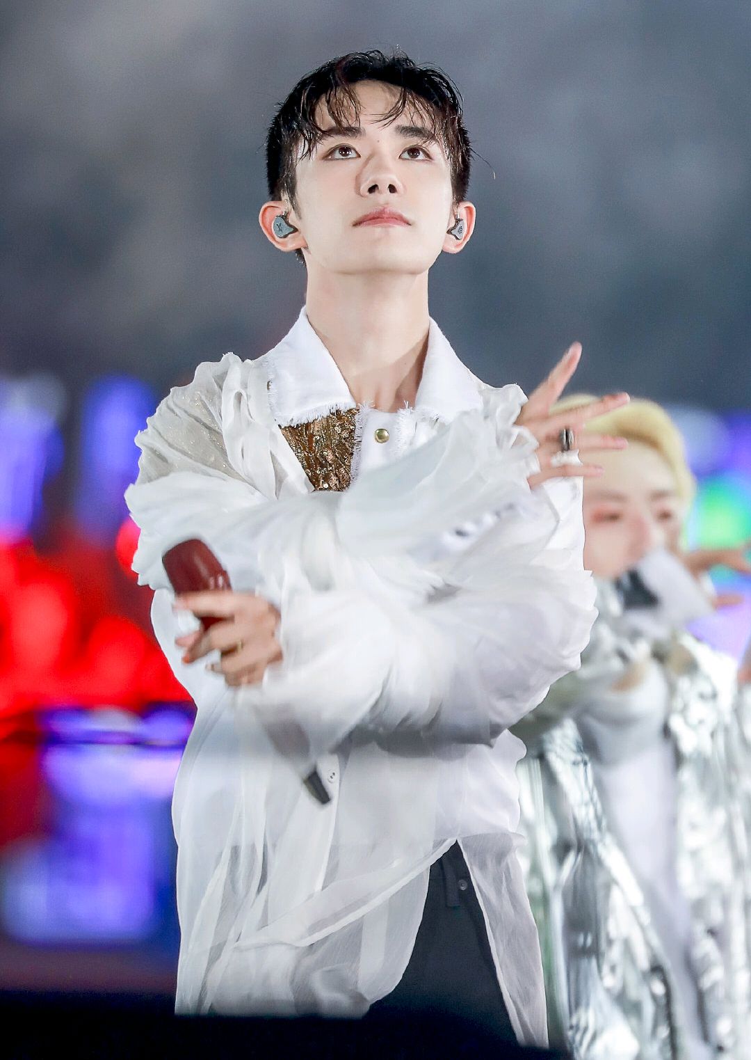 tfboys易烊千玺唱大花轿伴舞,易烊千玺伴舞tfboys10周年演唱会